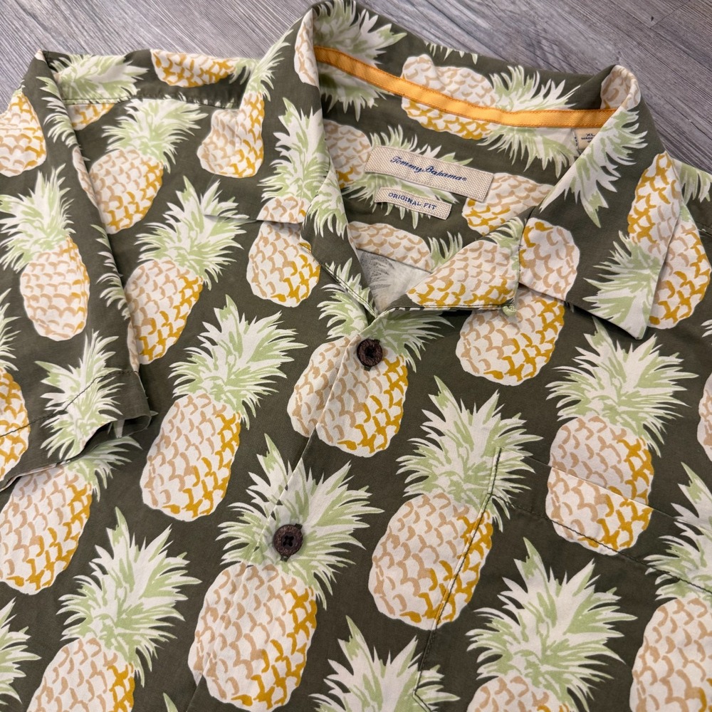 Tommy‎ Bahama Mens XL 100% Silk Pineapple Shirt